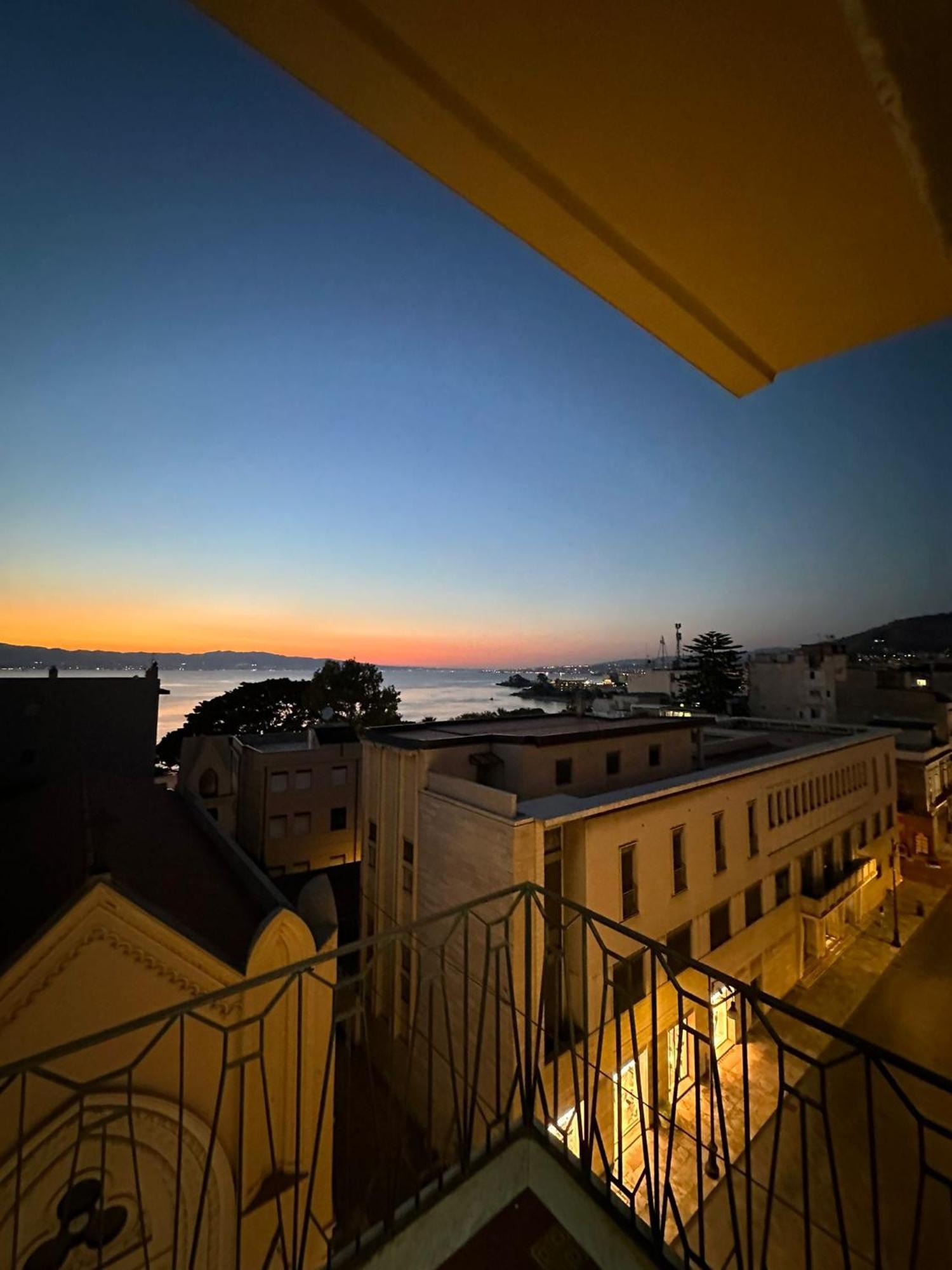 Apartment Lussuoso Ultimo Piano Sul Corso Vista Mare Reggio Calabria